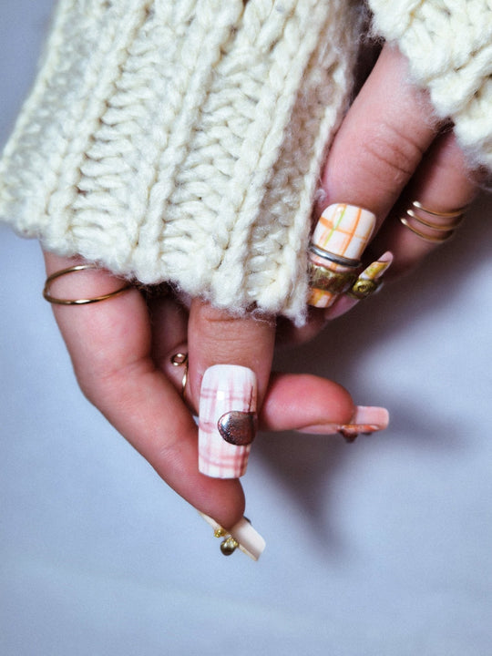Plaid & Gems - Julia Trombetta