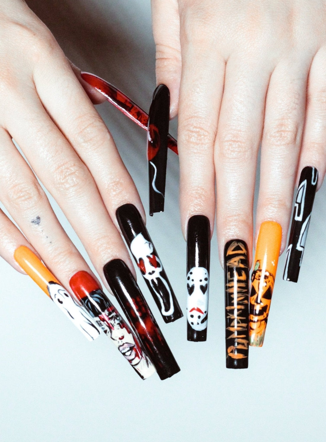 Slasher - Julia Trombetta
